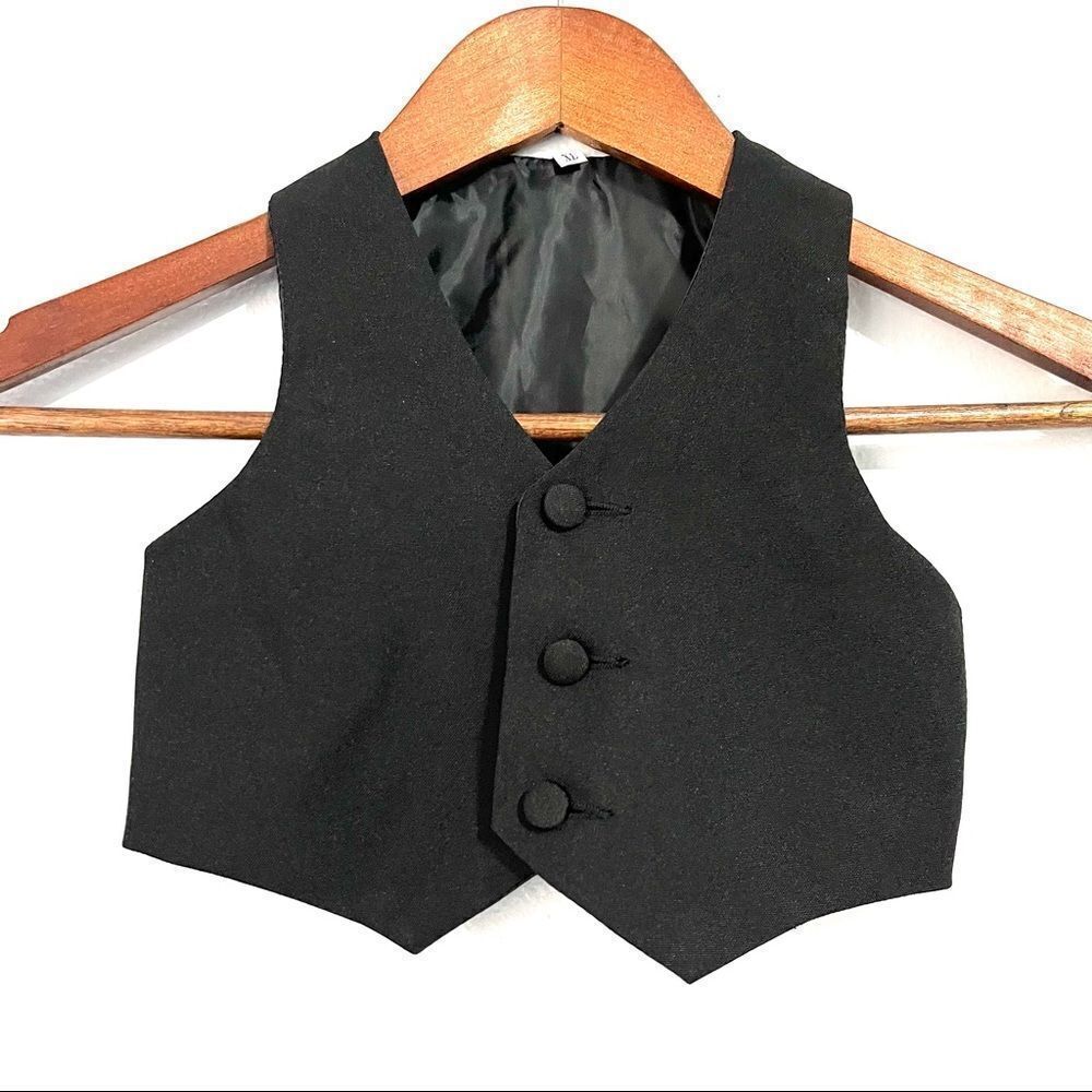 Boy’s 3 Piece Dress Suit Black Size XL
